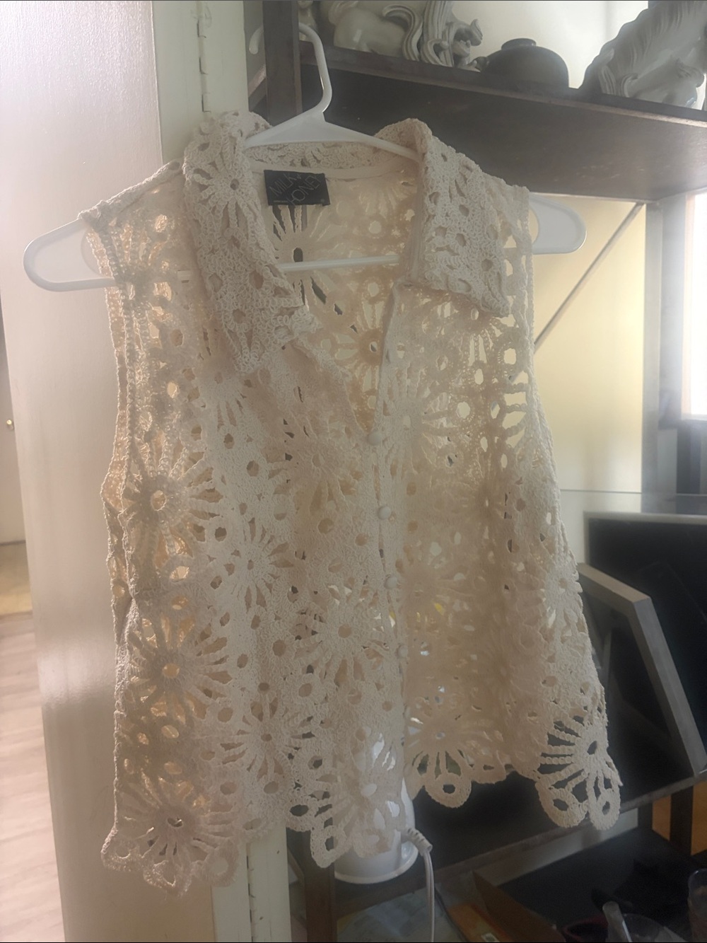 Crochet Lace Collared Camisole in Cream
